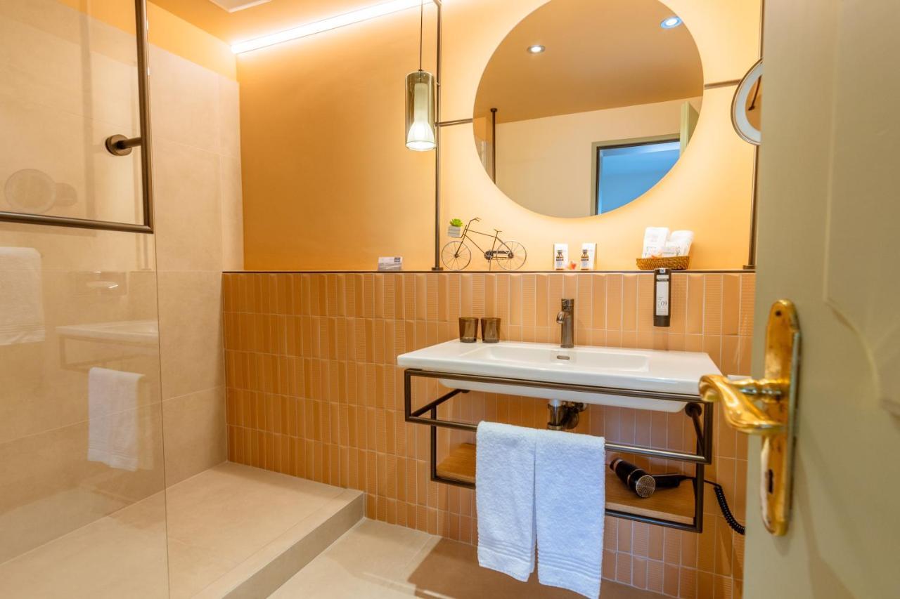 Boutique Hotel Sunstar Brissago Am Lago Maggiore エクステリア 写真